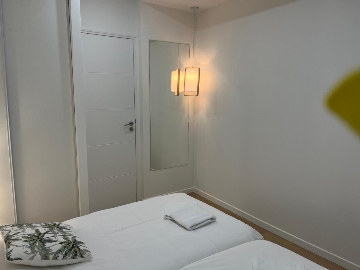 Appartement Luxe Jaune Сент-Этьен Экстерьер фото